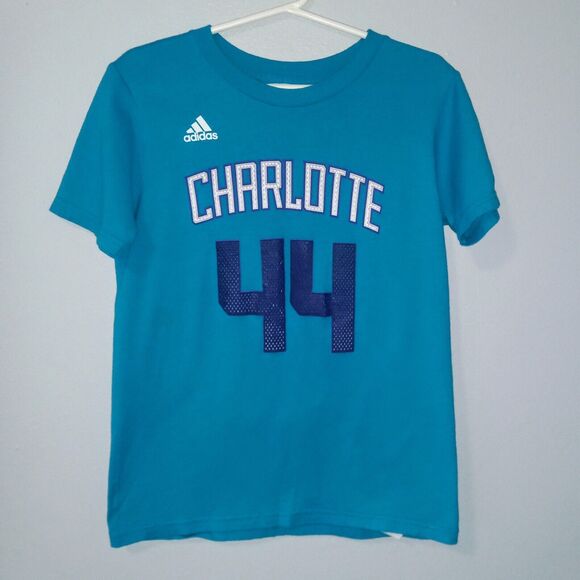 Adidas Size 8 Charlotte Hornets The Go To Tee-44 Kaminsky-Frank The Tank-NBA - Picture 1 of 6
